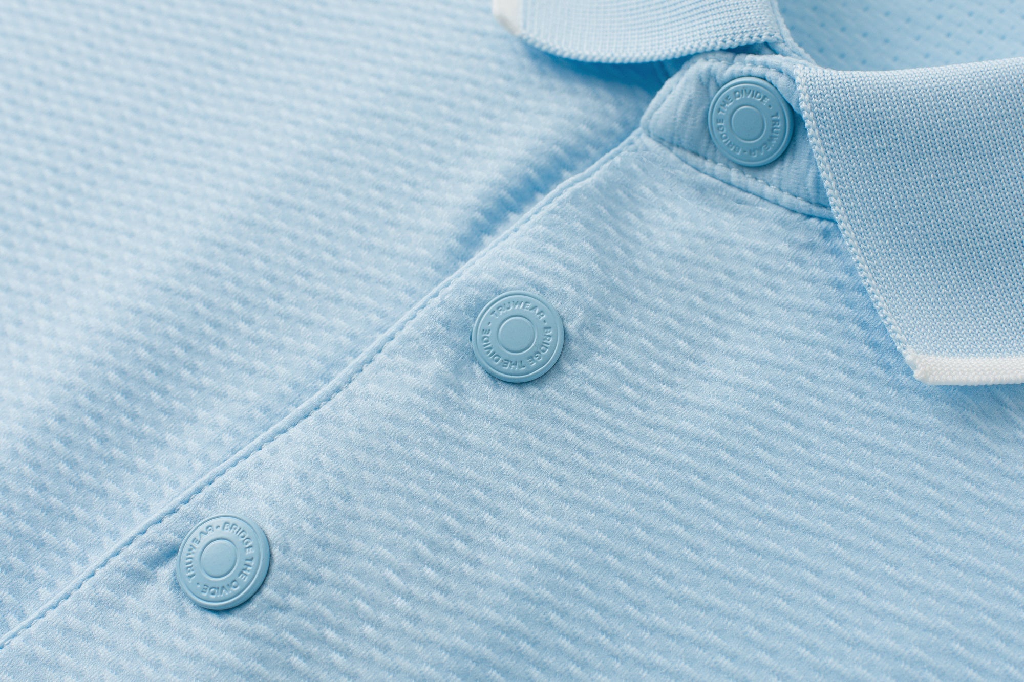 Icon Polo Light Blue Front Buttons