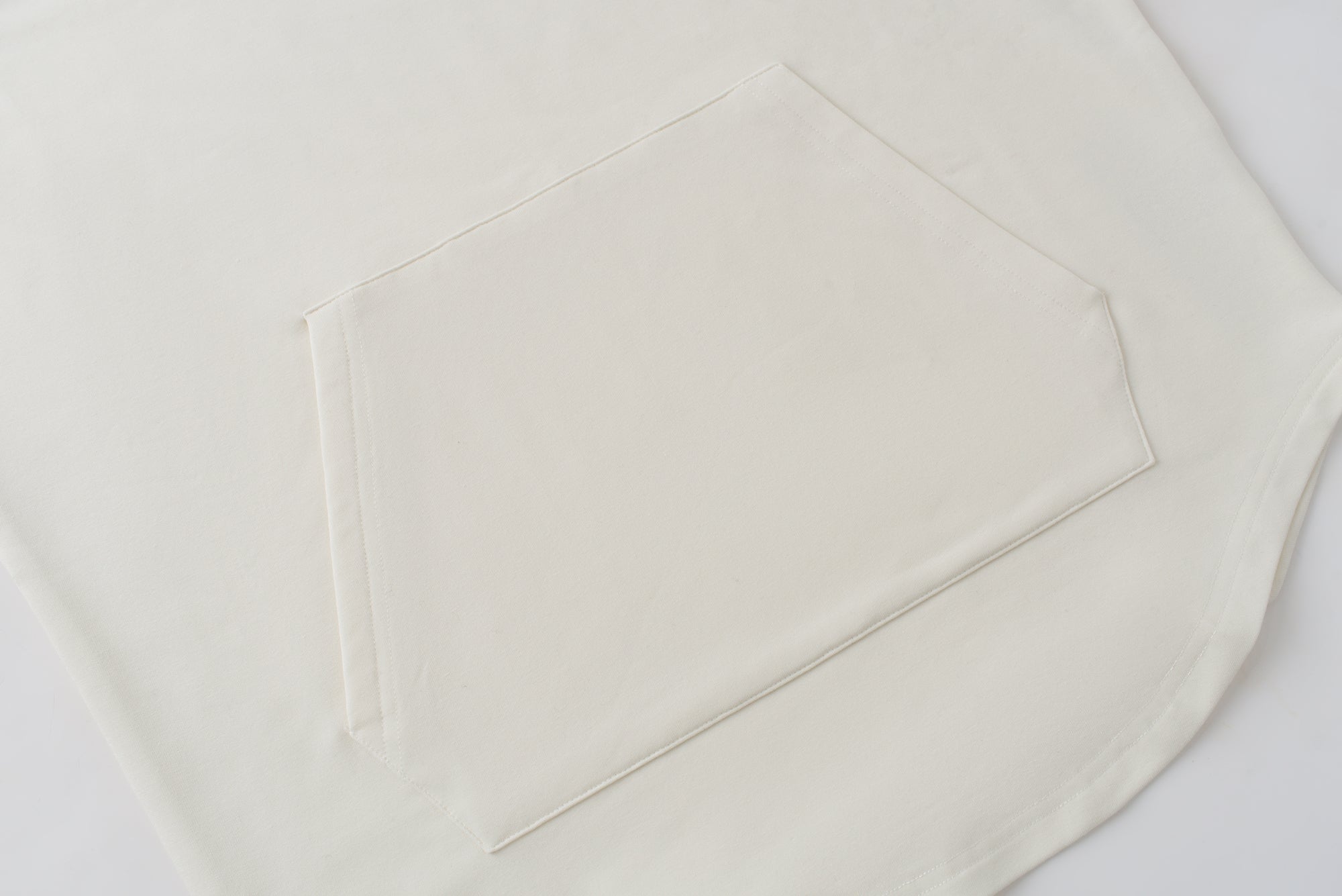Scuba Hoodie Off White Front Pouch