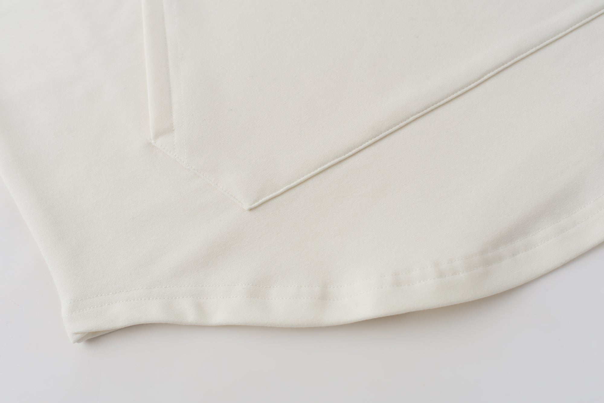 Scuba Hoodie Off White Hem