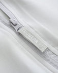 color_light grey